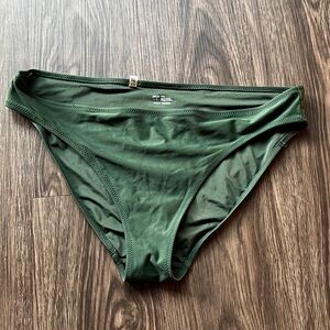 Mid rise bikini bottoms